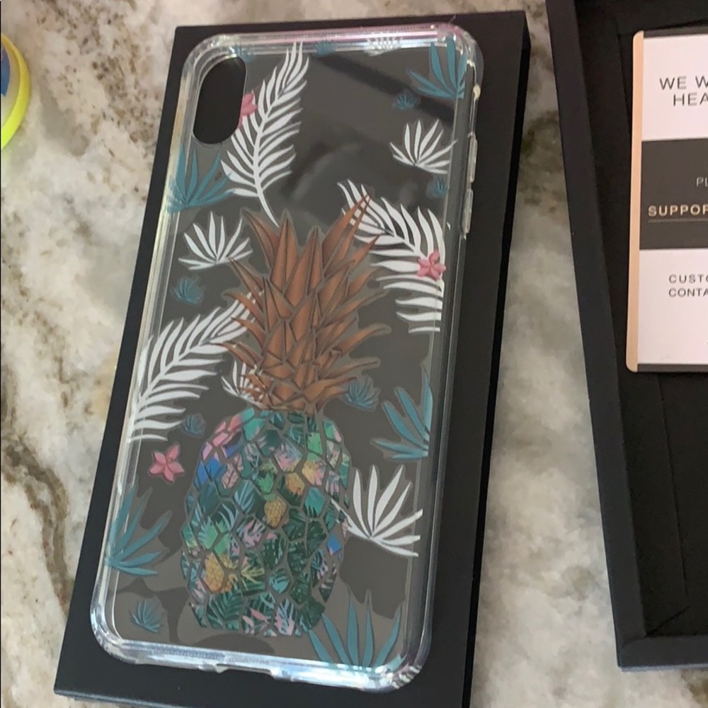 An IPhone XS MAX Pineapple phone case